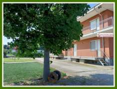 Foto Alloggio in casa quadrifamiliare