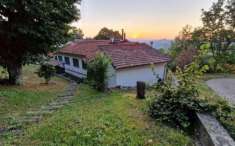 Foto AMPIA VILLA CON GIARDINO