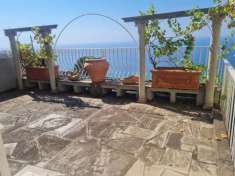 Foto Ampia vista mare, appartamento con terrazzi vivibili, posto auto, accesso mare
