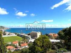 Foto Ampio monolocale ristrutturato con terrazzo ampia vista mare.
