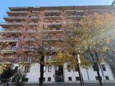 Foto ampio monolocale ultimo piano mansardato ristrutturato panoramico e arredato