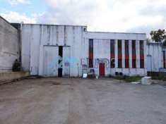 Foto ANCARANO-Capannone mq 800 con piazzale di mq 800