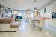 Foto Appartamento - Roma . Rif.: Cod. rif 3254747VRG