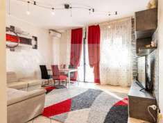 Foto Appartamento 3 locali con balcone a Carnate