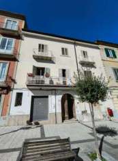 Foto Appartamento al primo piano nel cuore del paese