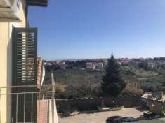 Foto APPARTAMENTO AUTONOMO CON GIARDINO