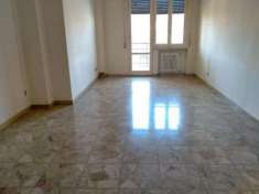Foto Appartamento con 3 camere e posto auto