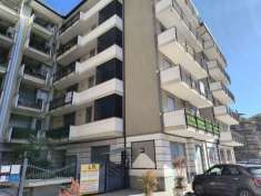 Foto APPARTAMENTO CON BOX AUTO - IN PARCO