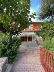 Foto Appartamento con ingresso indipendente