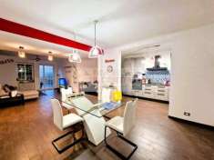 Foto Appartamento con ingresso indipendnete, cantine e porzione di terreno