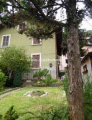 Foto Appartamento di 100 m con 4 locali in vendita a Parre