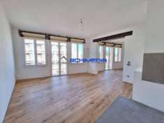 Foto Appartamento di 100 m con 5 locali in vendita a Abano Terme