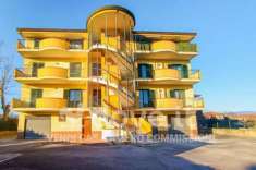 Foto Appartamento di 105 m con 3 locali in vendita a Amorosi [rif. DV-8553]