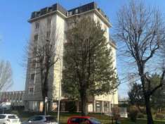 Foto Appartamento di 112 m con 4 locali e box auto in vendita a Buccinasco