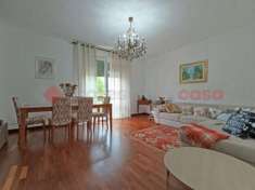 Foto Appartamento di 114 m con 3 locali in vendita a Arona