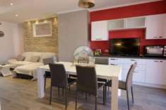 Foto Appartamento di 117 m con 4 locali in vendita a Volpedo