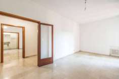 Foto Appartamento di 124 m con 4 locali in vendita a Bologna