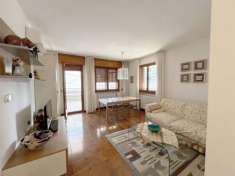 Foto Appartamento di 129 m con 4 locali in vendita a Riccione