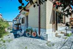 Foto Appartamento di 130 m con 3 locali e box auto in vendita a Roma