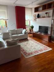 Foto Appartamento di 130 m con 4 locali e box auto doppio in vendita a Cuneo