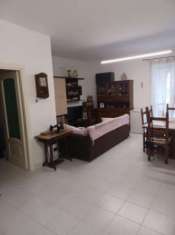 Foto Appartamento di 130 m con 4 locali in vendita a Torino