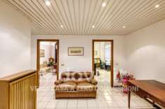 Foto Appartamento di 150 m con 4 locali in vendita a Varese