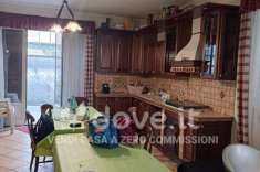 Foto Appartamento di 160 m con 3 locali in vendita a Piedimonte Etneo