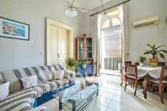 Foto Appartamento di 165 m con 4 locali in vendita a Catania