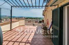 Foto Appartamento di 165 m con pi di 5 locali in vendita a Manciano