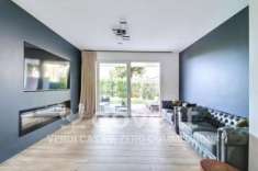 Foto Appartamento di 180 m con 5 locali e box auto doppio in vendita a Padova [rif. DV-10143]