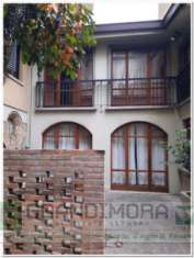 Foto Appartamento di 200 m con 5 locali in vendita a Alzano Lombardo