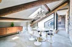 Foto Appartamento di 220 m con 5 locali e posto auto in vendita a Como