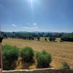 Foto APPARTAMENTO di 4 vani e di 100 mq (AREZZO) rif. G11