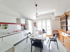 Foto APPARTAMENTO di 4 vani e di 120 mq (SOMMA VESUVIANA) rif. C