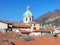 Foto APPARTAMENTO di 4 vani e di 145 mq (COMO) rif. V01049