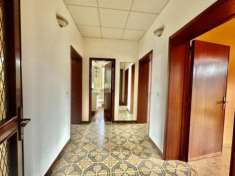 Foto Appartamento Di 5 Vani - Rif. A268