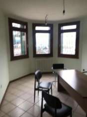 Foto Appartamento di 70 m con 2 locali e box auto in vendita a Rolo
