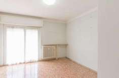 Foto Appartamento di 70 m con 2 locali in vendita a Milano