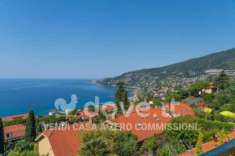 Foto Appartamento di 76 m con 2 locali in vendita a Ospedaletti