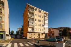 Foto Appartamento di 77 m con 2 locali in vendita a Borgaro Torinese
