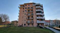 Foto Appartamento di 79 m con 3 locali e box auto in vendita a Biella
