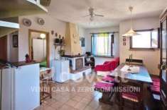 Foto Appartamento di 79 m con 3 locali e box auto in vendita a Seggiano