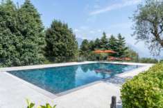 Foto Appartamento di 80 m con 5 locali in vendita a Como