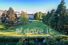 Foto Appartamento di 85 m con 3 locali e box auto in vendita a Como