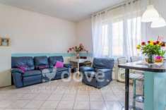 Foto Appartamento di 90 m con 4 locali e box auto in vendita a Gavirate