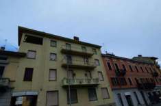 Foto Appartamento di 91 m con 3 locali in vendita a Biella