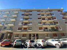 Foto Appartamento di 95 m con 3 locali in vendita a Cuneo