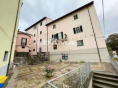 Foto Appartamento di 95 m con 4 locali in vendita a Rocca San Casciano