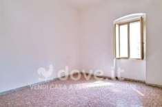 Foto Appartamento di 98 m con 3 locali in vendita a Taranto