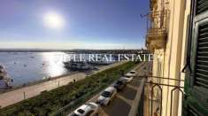 Foto Appartamento fronte mare in vendita vicino Piazza Duomo Ortigia
